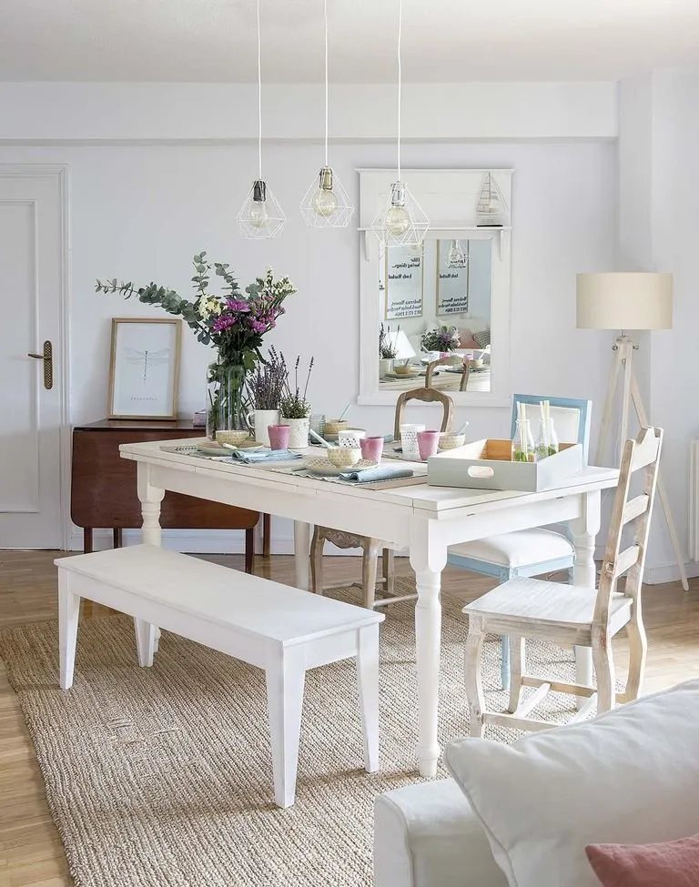 Zdjęcie: Kuchnia i jadalnia w stylu skandynawskim, Salon, Dekoracja i DIY, Mieszkanie, Hiszpania, Biały, Madryt, Vintage, jak ułożyć eklektyczne wnętrze, biały kolor w wnętrzu, jak ułożyć dwupoziomowe mieszkanie, białe wnętrze – zdjęcia na naszej stronie
