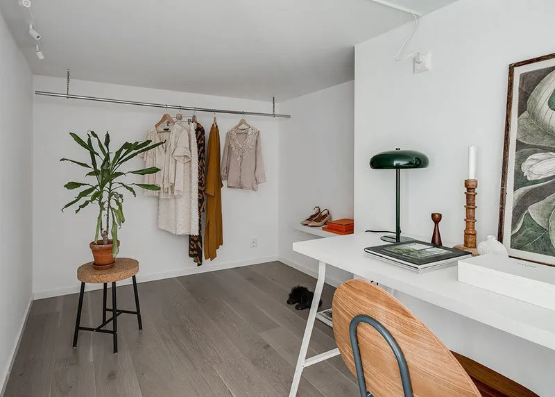 Photo: Scandinavian Study, Interior Decoration, Apartment, White, Minimalism, Beige, Up to 40 Square Meters – Photo on Our Website