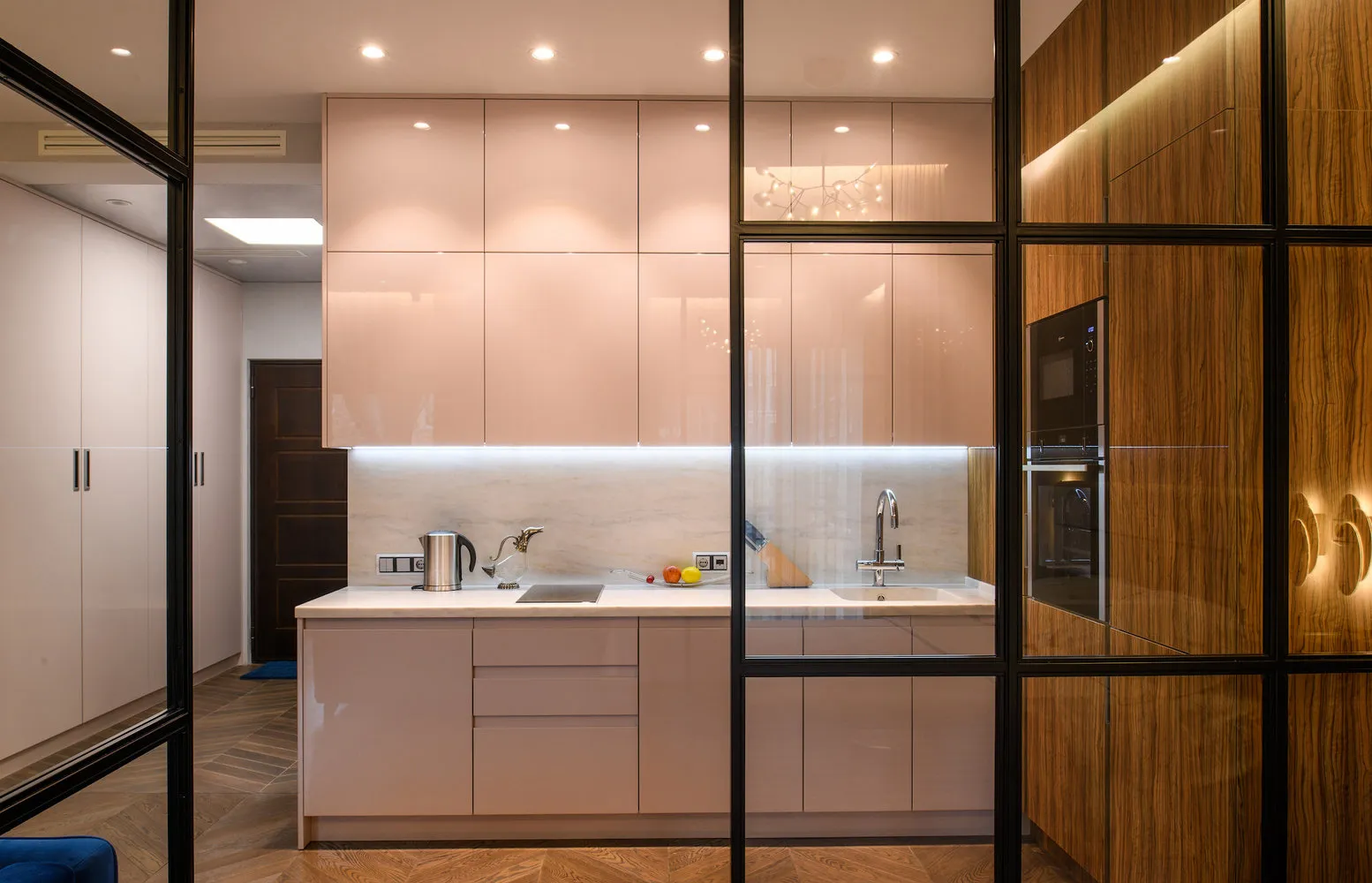 照片:现代风格厨房和餐厅、客厅、卧室、装饰与DIY、工作室、小空间百科全书 – 我们网站上的照片