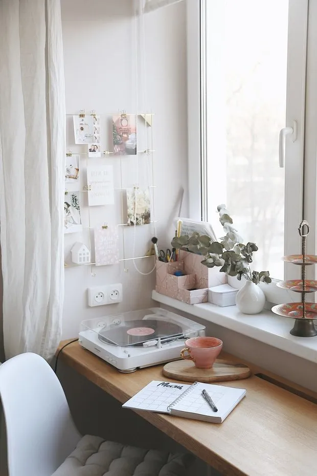 Foto: estilo nórdico, Dormitorio, Nórdico, Reforma práctica, Guía – fotos en nuestro sitio web