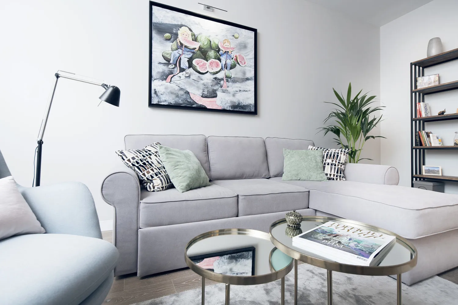 照片:现代风格客厅,指南,叶莲娜·伊万诺娃,Co:Interior,粉彩色调公寓,纳塔莉亚·科列涅娃,Cartelle Design,Tor-Ard,玛加丽塔·加吉耶娃,安娜·多布罗沃利斯卡娅 – 我们网站上的照片