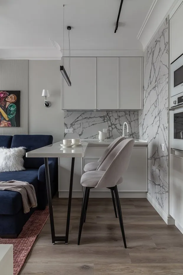 Foto: Cocina y comedor en estilo Moderno, Apartamento, Proyecto de la Semana, Moscú, 3 habitaciones, Oksana Belozерova – foto en nuestro sitio web