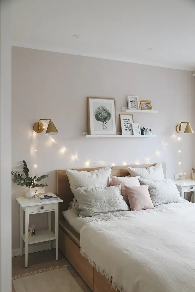 Foto: estilo nórdico, Dormitorio, Nórdico, Reforma práctica, Guía – fotos en nuestro sitio web