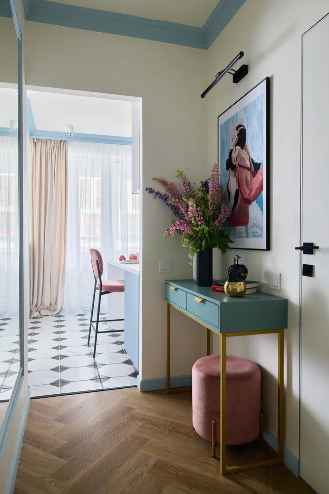 Diseño: Alexandra Voyanova