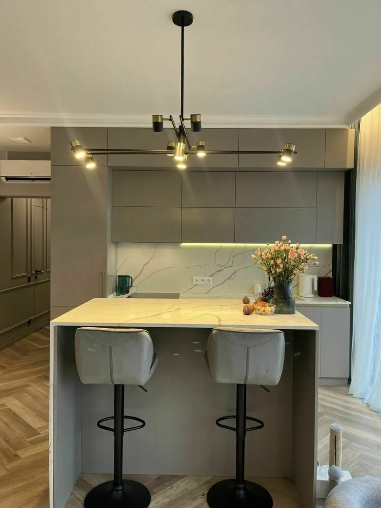 Foto: im Stil von Trasher, Wohnung, Renovierung in der Praxis, 3 Zimmer, 60-90 Quadratmeter – Fotos auf unserer Website