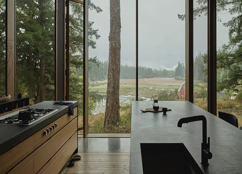 照片:极简主义风格厨房与餐厅、现代、房屋、米色、灰色、家居与小屋 – 网站上的照片