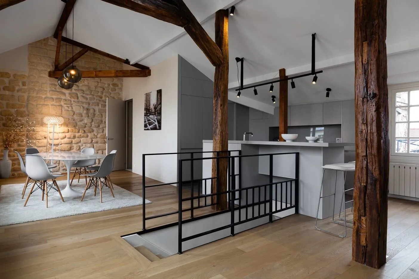 Photo: Kitchen and dining room in Modern, Eclectic, Interior Decor, Apartment, France, Minimalism, Paris, Blue, 4+ rooms, Over 90 sqm – photo on our site