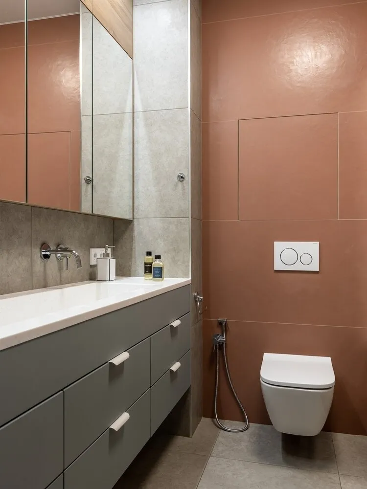 Foto: Baño en estilo Moderno, Apartamento, Proyecto de la Semana, 3 habitaciones, 60-90 metros, Ufa, Ksenia Lanina – foto en nuestro sitio web