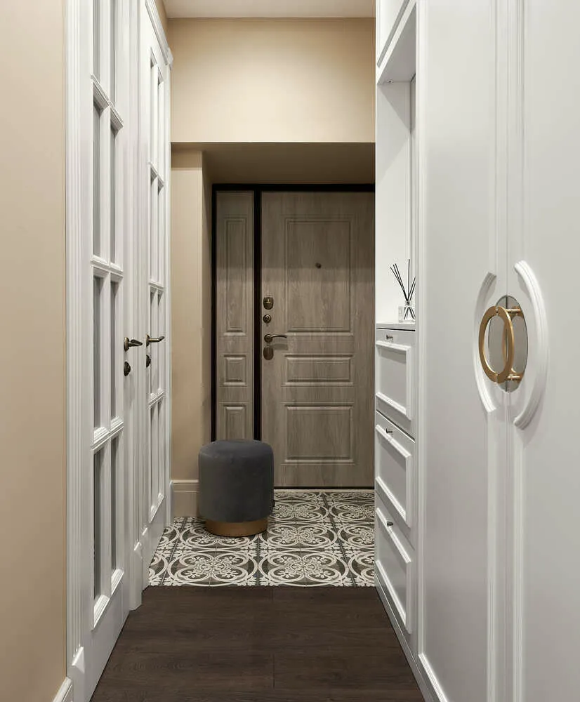 Foto: Entrada en estilo Clásico, Vivienda, Proyecto de la Semana, Moscú, Edificio de ladrillo, 3 habitaciones, 60-90 m², Alena Chmeléva, Art Concept – fotos en nuestro sitio web