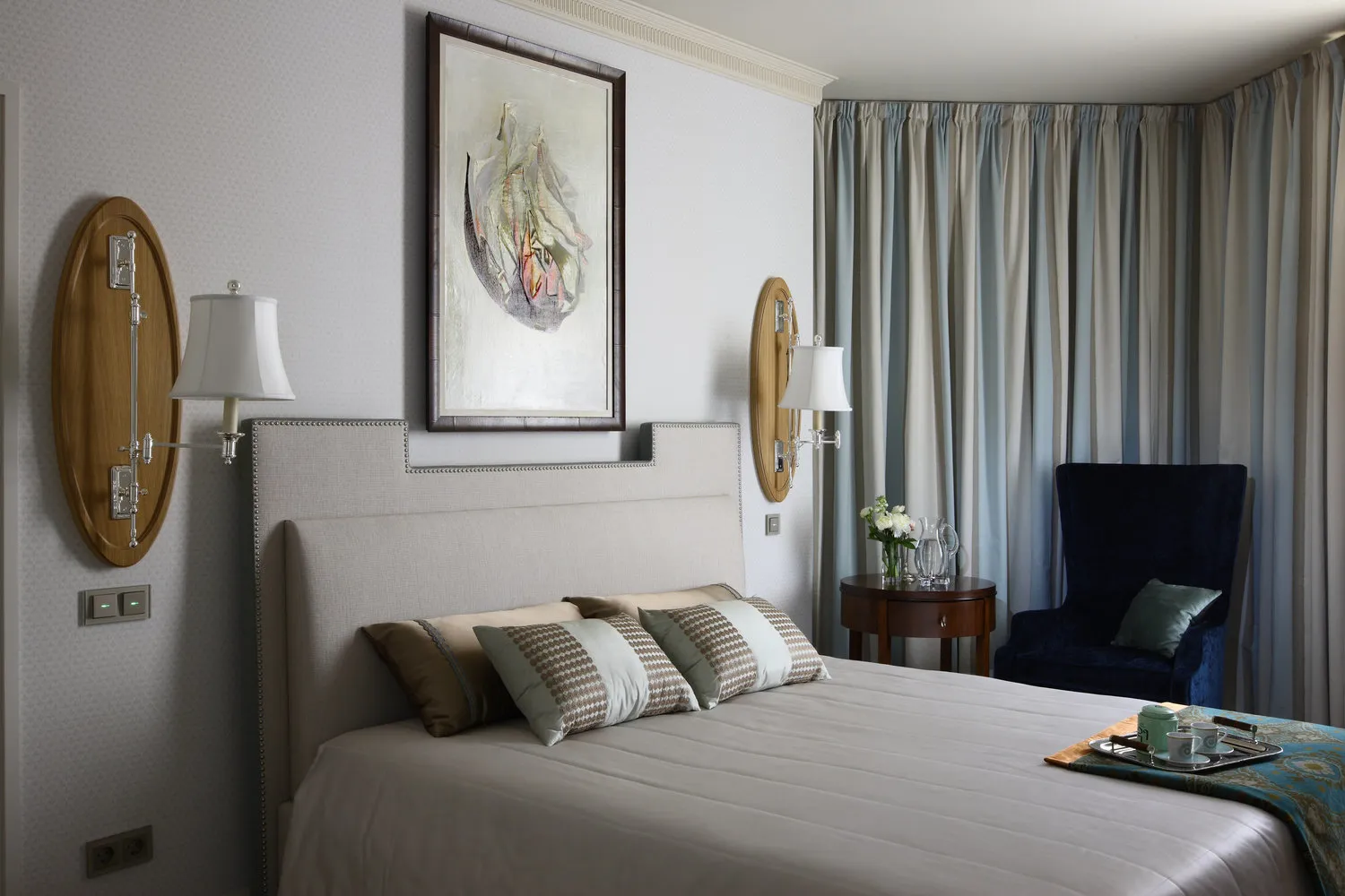 照片：斯堪的纳维亚风格卧室，技巧 – 网站上的照片