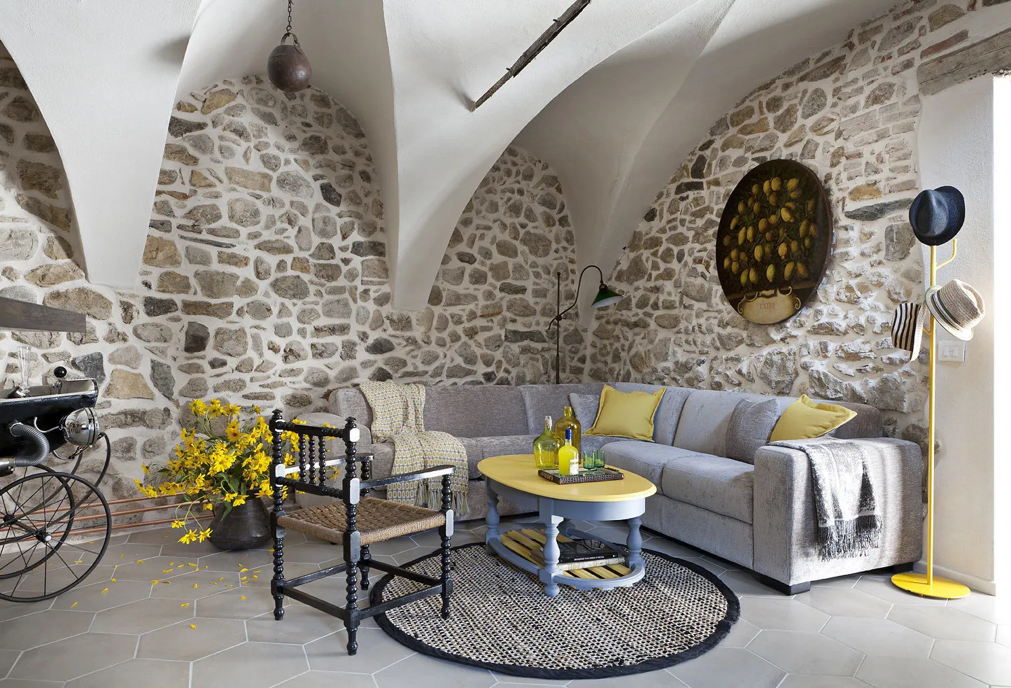 加尔达湖畔的房子