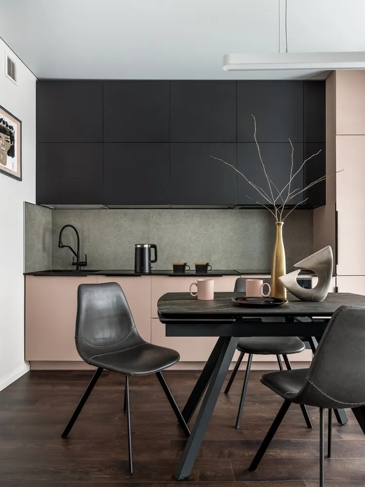 Foto: Cocina y comedor en estilo Moderno, Apartamento, Proyecto de la Semana, 3 habitaciones, 60-90 metros, Ufa, Ksenia Lanina – foto en nuestro sitio web