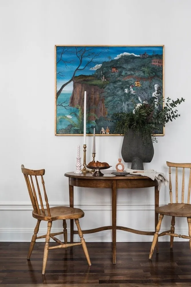 照片：普罗旺斯与乡村风格厨房和餐厅，斯堪的纳维亚、混合风格，室内装饰，小公寓，公寓，瑞典，斯德哥尔摩，如何装饰小公寓，如何自己装饰室内，2个房间，最多40平方米 – 我们网站上的照片