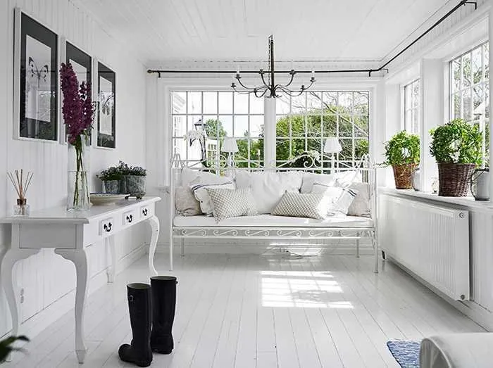 Photo: Living room in Provence and Cottage style, Classic, Scandinavian, House, Sweden, White, Cottage, Beige, House and cottage – photo on our website