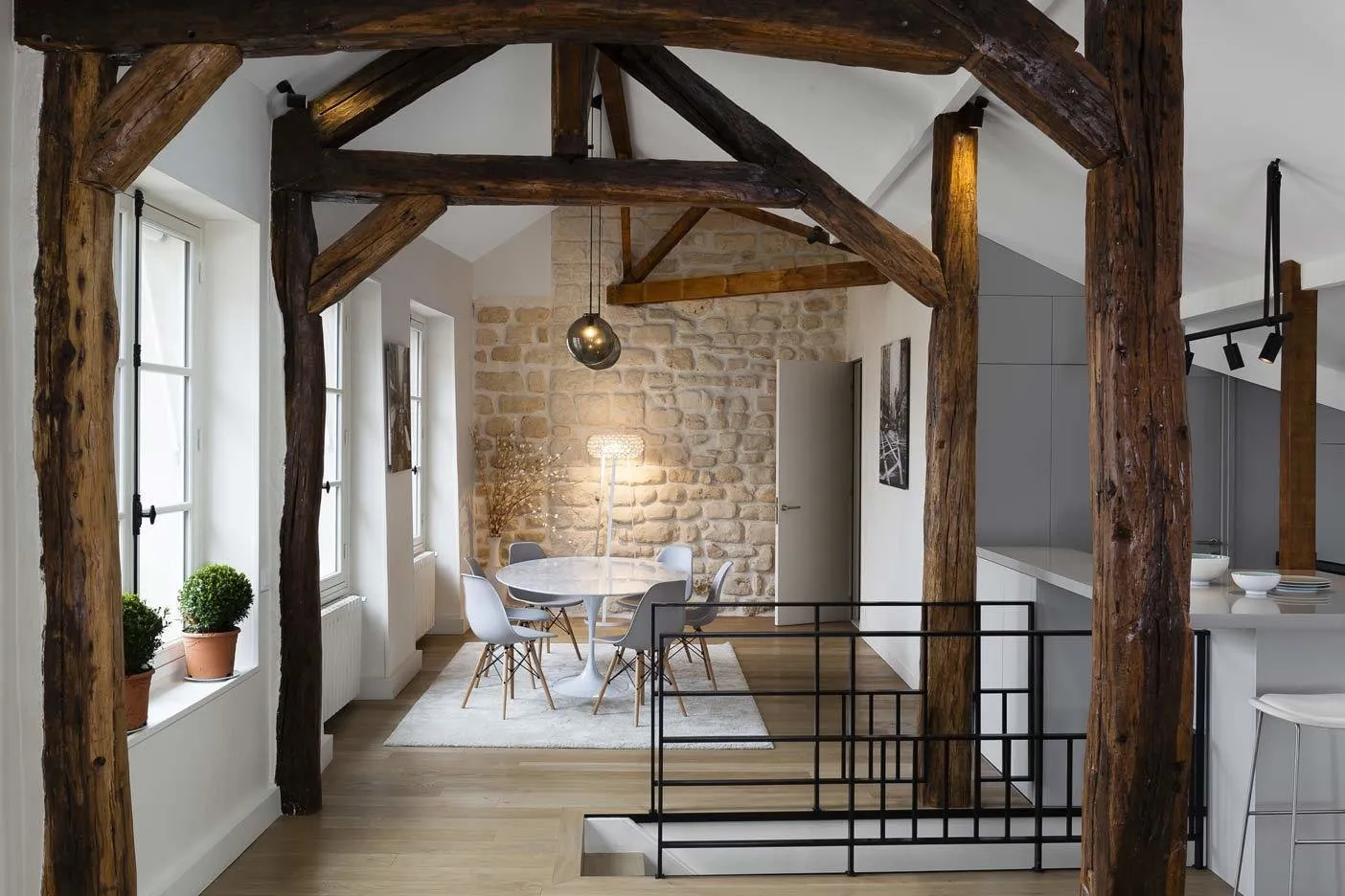 Photo: Kitchen and dining room in Modern, Eclectic, Interior Decor, Apartment, France, Minimalism, Paris, Blue, 4+ rooms, Over 90 sqm – photo on our site