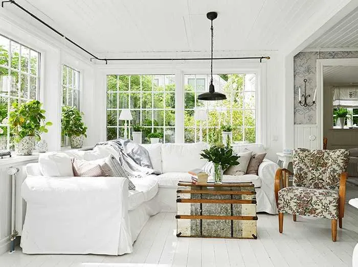Photo: Living room in Provence and Cottage style, Classic, Scandinavian, House, Sweden, White, Cottage, Beige, House and cottage – photo on our website