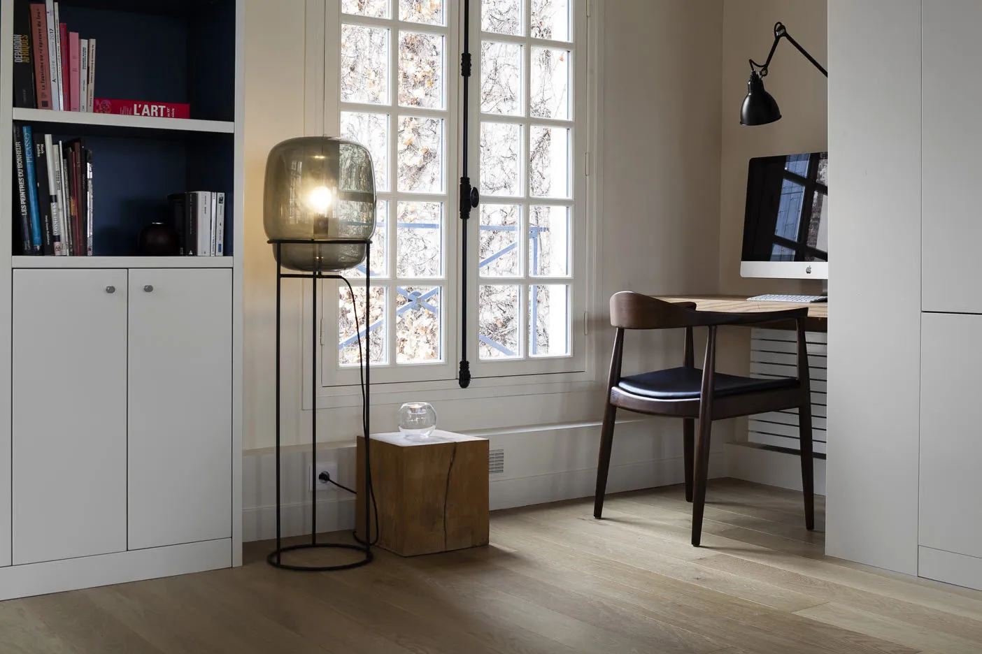 Photo: Office in Modern, Eclectic, Interior Decor, Apartment, France, Minimalism, Paris, Blue, 4+ rooms, Over 90 sqm – photo on our site