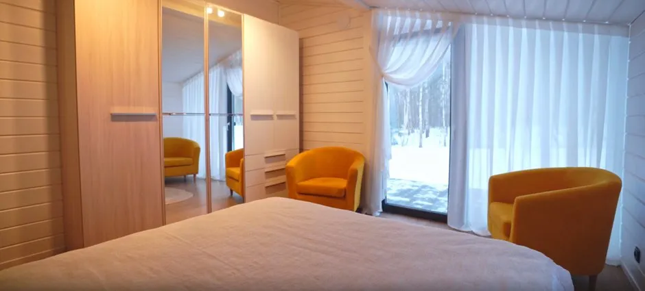 Foto: estilo, casa, vivienda y finca, cómo hacer una casa más cálida, vidrieras panorámicas en la casa, casa con grandes ventanas, casa de madera, casa de un piso, casa acogedora, fotos de Irina Bezrukova en nuestro sitio web