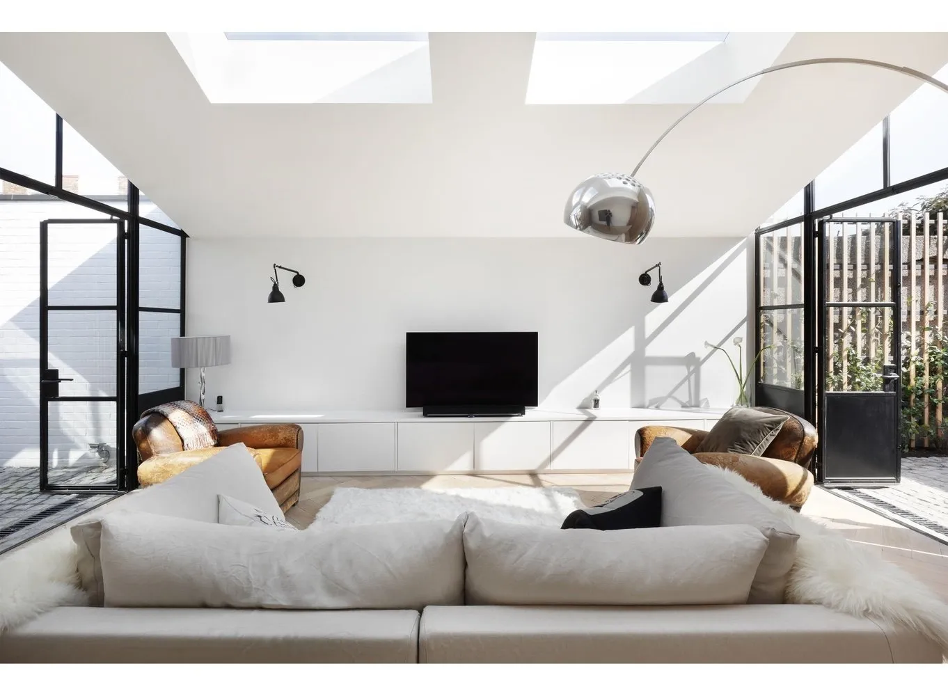 Фотография:  в стиле , Лондон, Дом и дача – фото на нашем сайте