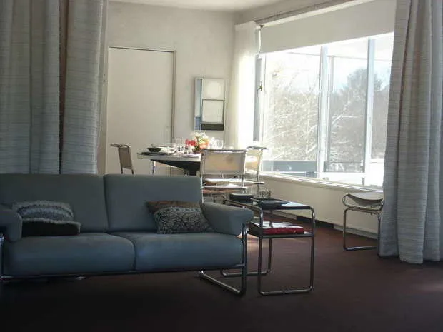 照片:现代风格卧室,House, Guide, Houses and Cottages – photo on our site