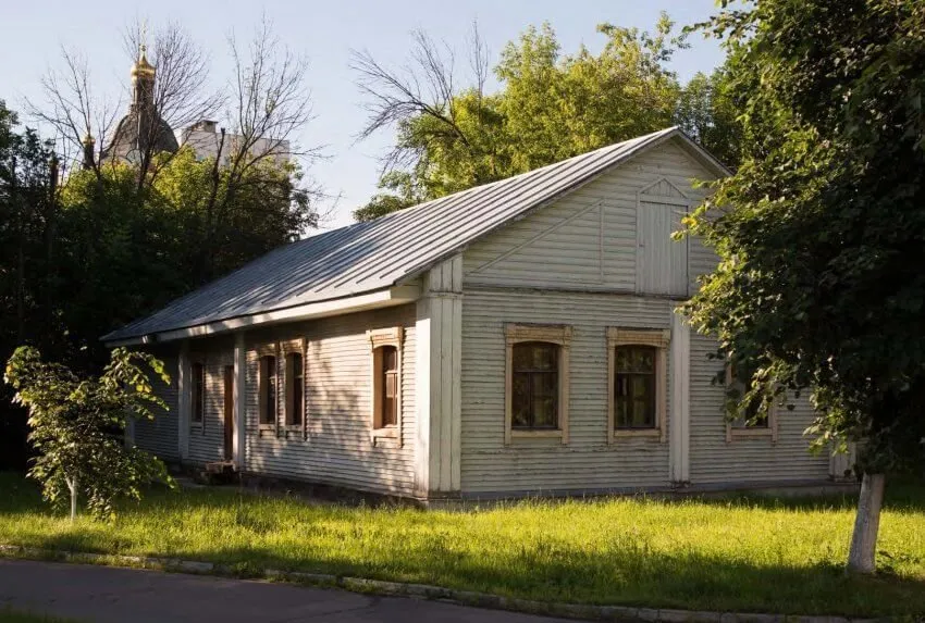 地址：克林斯卡亚街2号