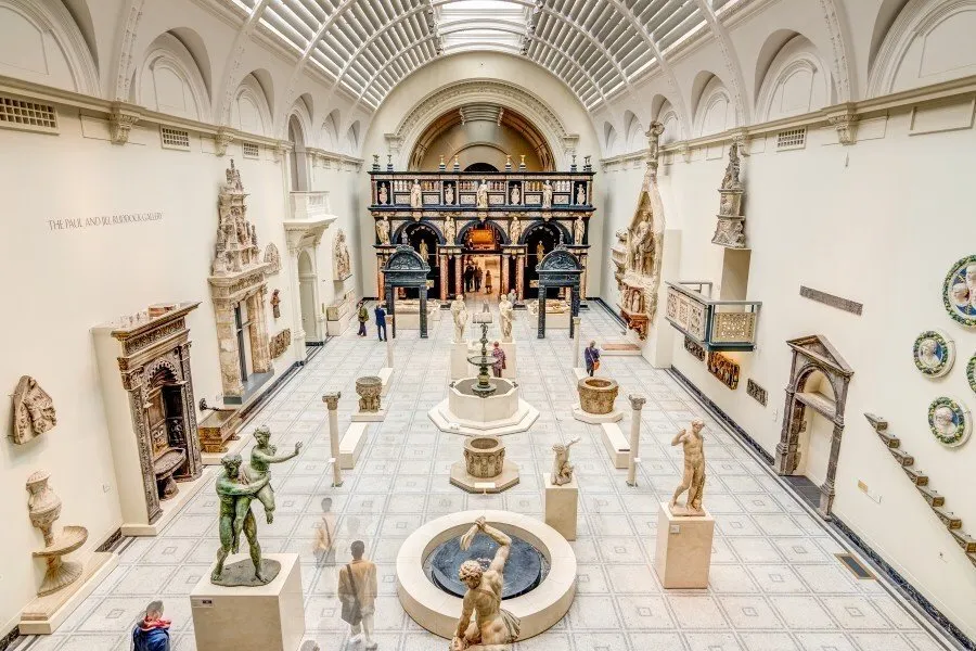 Einer der Räume des Victoria and Albert Museums