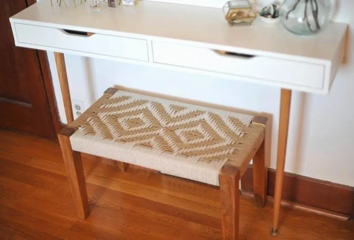 Zdjęcie: Meble i światło w stylu skandynawskim, DIY, IKEA, design-haki, przekształcanie starej mebli, zdjęcie na naszym blogu