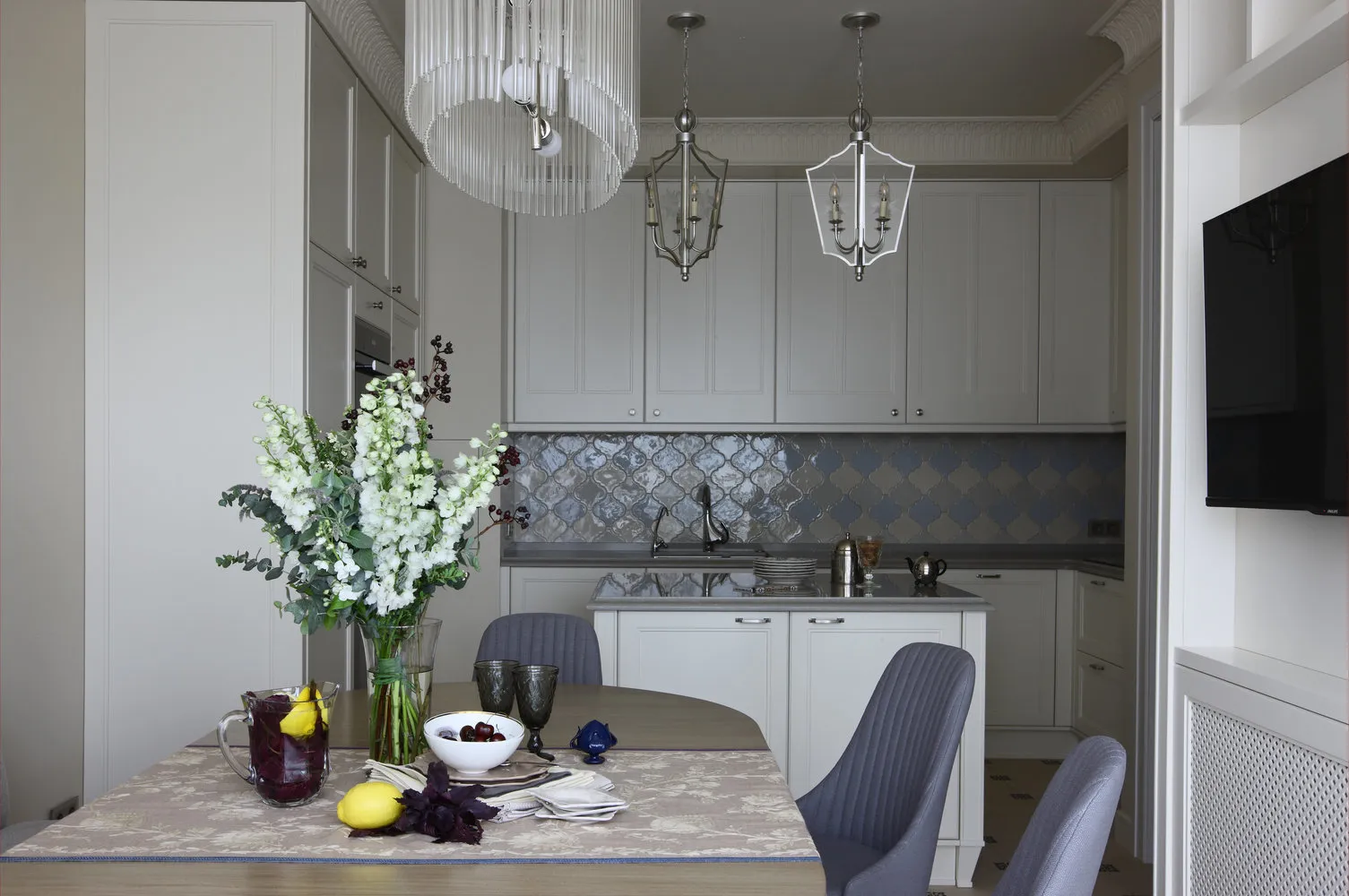 照片:斯堪的纳维亚风格厨房和餐厅,技巧——我们网站上的照片