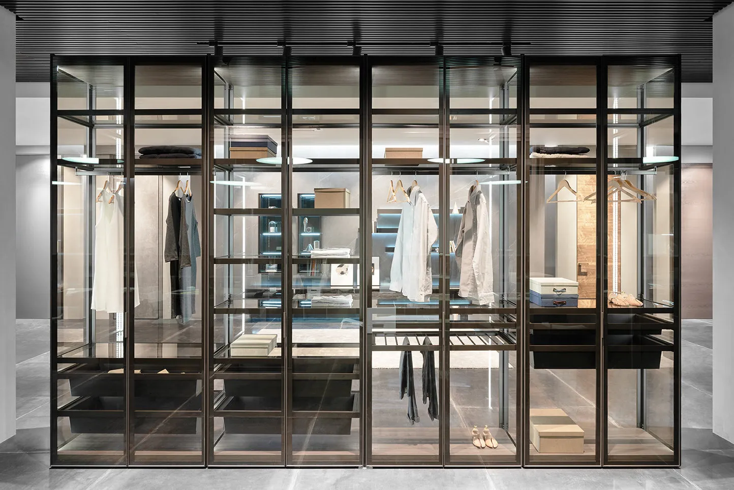 Foto: Kinderspielzimmer im modernen Stil, Gid, farbige Türen, Innentüren, UNION, Türen und Möbel in einem Stil, glasene Garderoben, unsichtbare Türflügel, verborgene Türen – Foto auf unserer Website