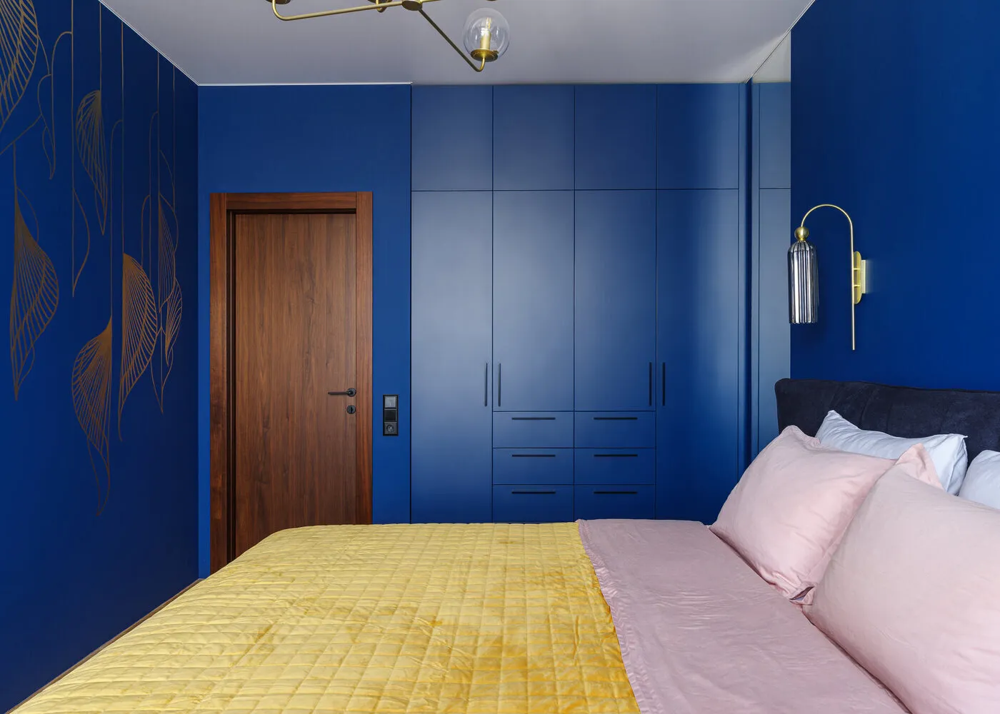 Diseño: Collage.Studio