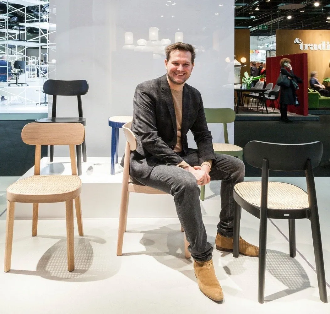 Sebastian Herkner i jego zupełnie nowy projekt – krzesła 118 barstool dla Thonet
