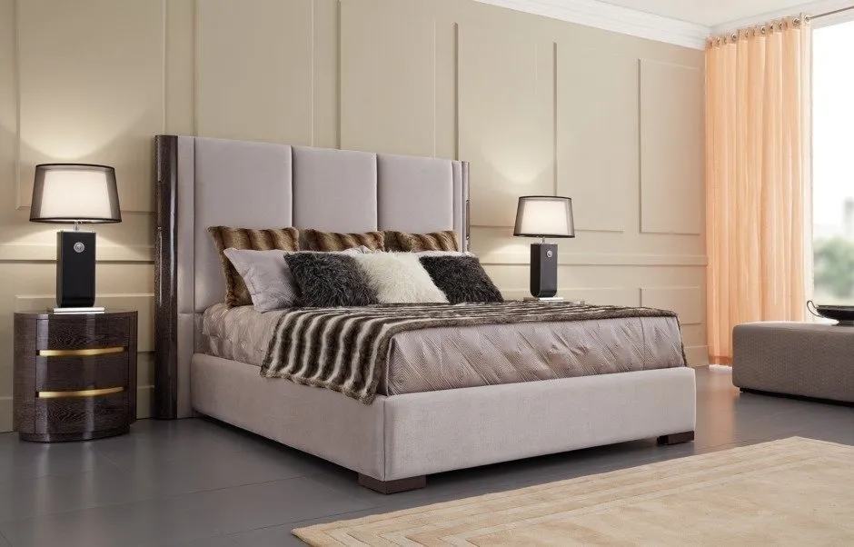 照片：时尚风格，网站上的照片