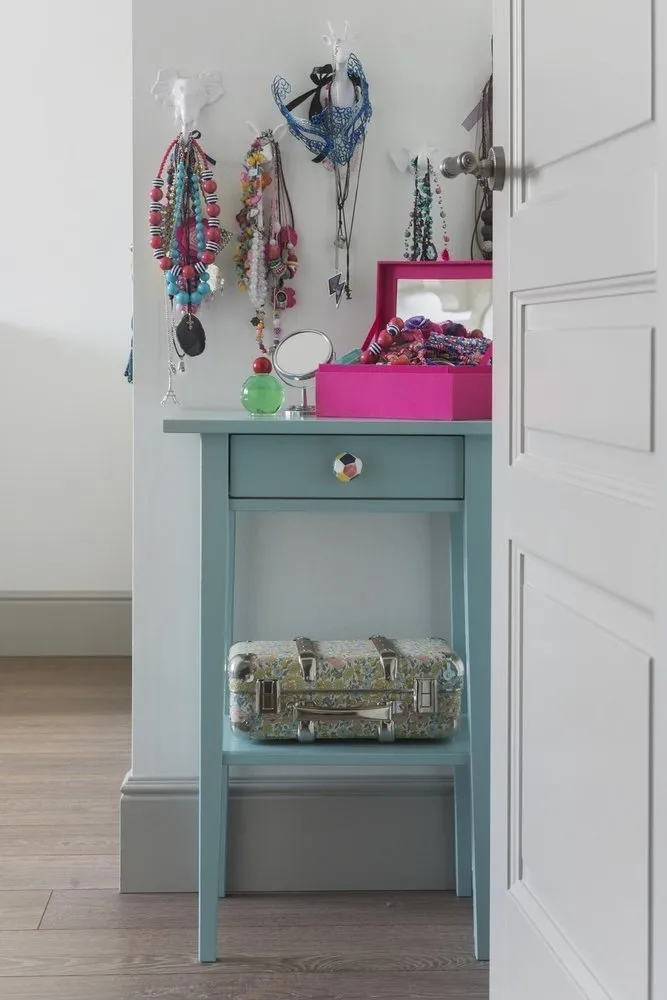 设计:因娜·维利奇科