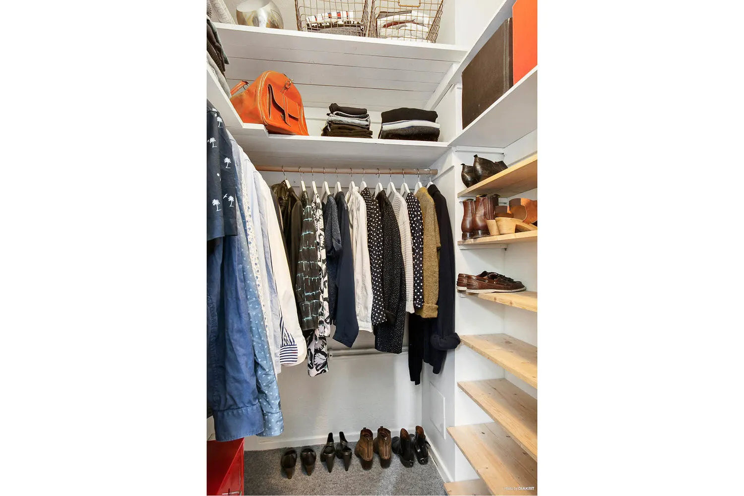 照片:极简风格衣柜,技巧——我们网站上的照片