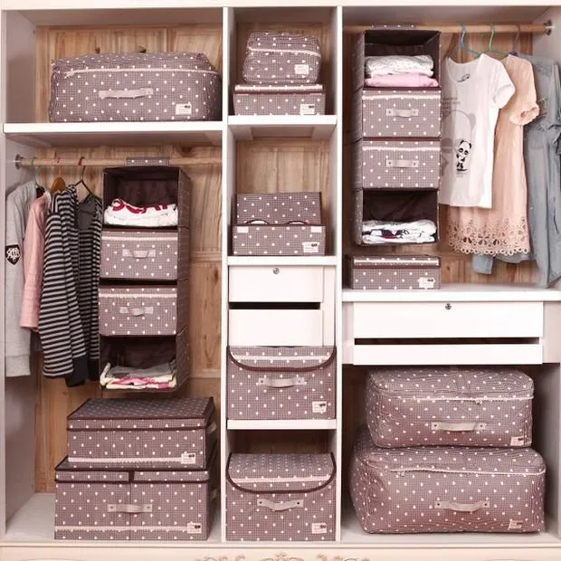 Фотография: Кухня и столовая в стиле Классический, Гардеробная, Квартира, Дом, Планировки, Перепланировка – фото на нашем сайте