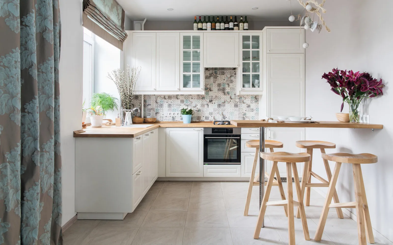 设计:安娜·莫扎罗