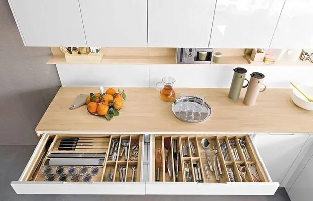 照片：现代风格的厨房与餐厅，技巧 – 我们网站上的照片