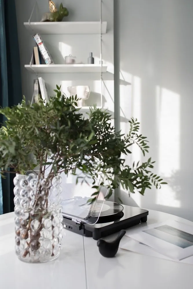 照片：现代风格的卧室，技巧 – 我们网站上的照片