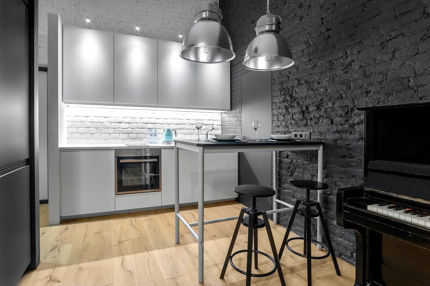 Photo: Kitchen and dining room in Loft style, Tips, how to save money on renovation, budget guide, rough renovation, finishing, interior design, how to save money on renovation, Lyudmila Danilevich – photo on our site