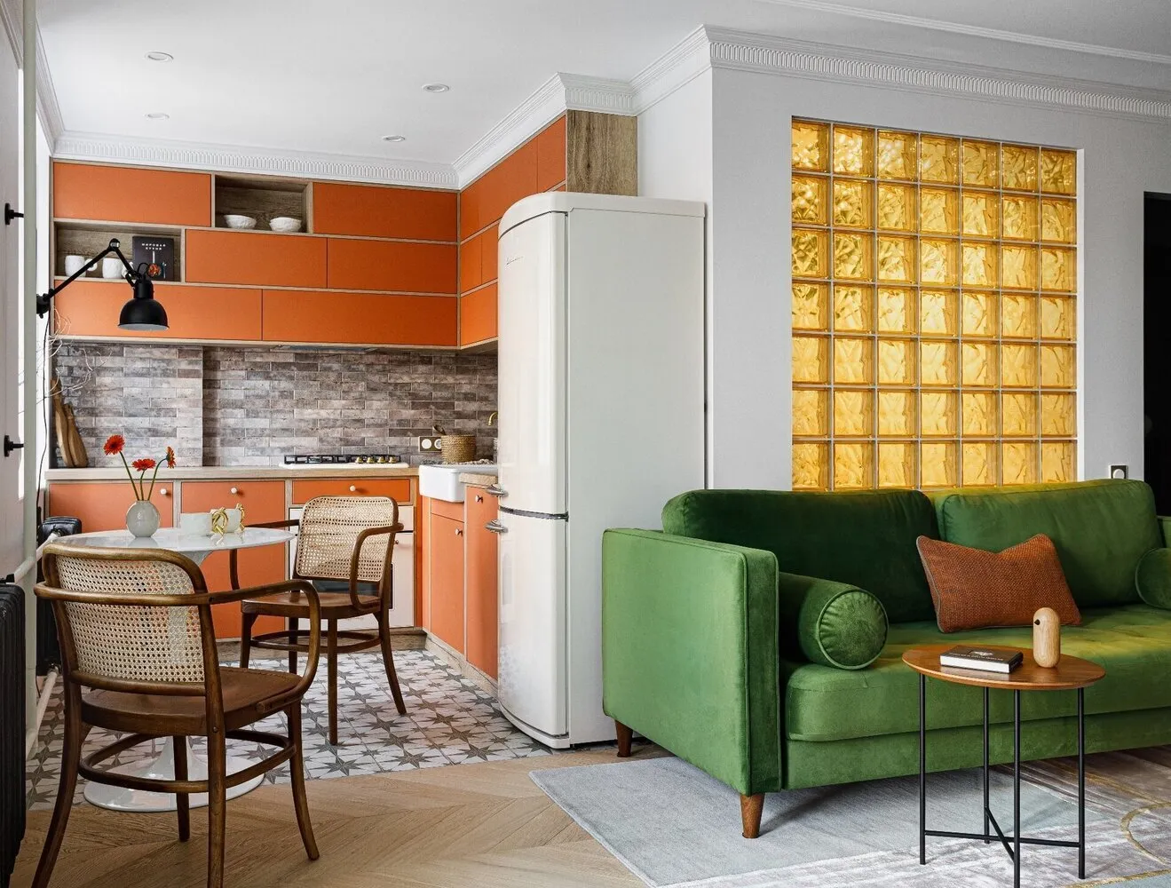 Foto: estilo , Interiores de habitaciones, Estilo de interiores, Diseño de interiores, Consejos, cómo ahorrar inteligentemente en una reforma, ahorrar en reformas, reforma en chruschevka, cambio de chruschevka, reforma de chruschevka, Chruschevka, cómo ahorrar en una reforma, apartamento en chruschevka, reforma económica, Cómo hacer que un pequeño apartamento parezca más grande, reforma de apartamento estándar, reforma económica de chruschevka, fotos de eurorenovación en nuestro sitio web