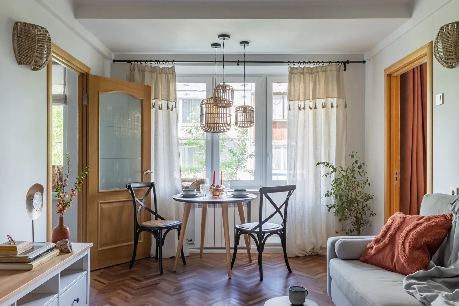 Foto: estilo , Interiores de habitaciones, Estilo de interiores, Diseño de interiores, Consejos, cómo ahorrar inteligentemente en una reforma, ahorrar en reformas, reforma en chruschevka, cambio de chruschevka, reforma de chruschevka, Chruschevka, cómo ahorrar en una reforma, apartamento en chruschevka, reforma económica, Cómo hacer que un pequeño apartamento parezca más grande, reforma de apartamento estándar, reforma económica de chruschevka, fotos de eurorenovación en nuestro sitio web