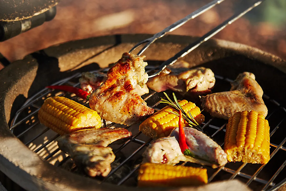 Photo: style, Tips, countryside plot, gazebo with a grill – photo on our website