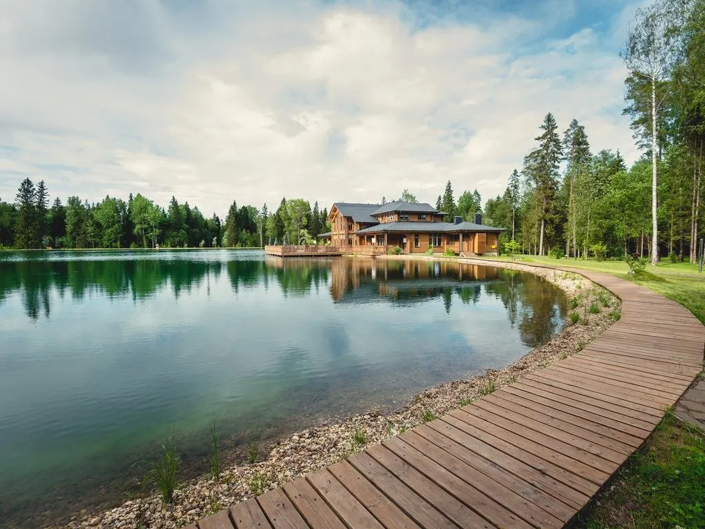 照片：其他现代风格，指南 – 我们网站上的照片