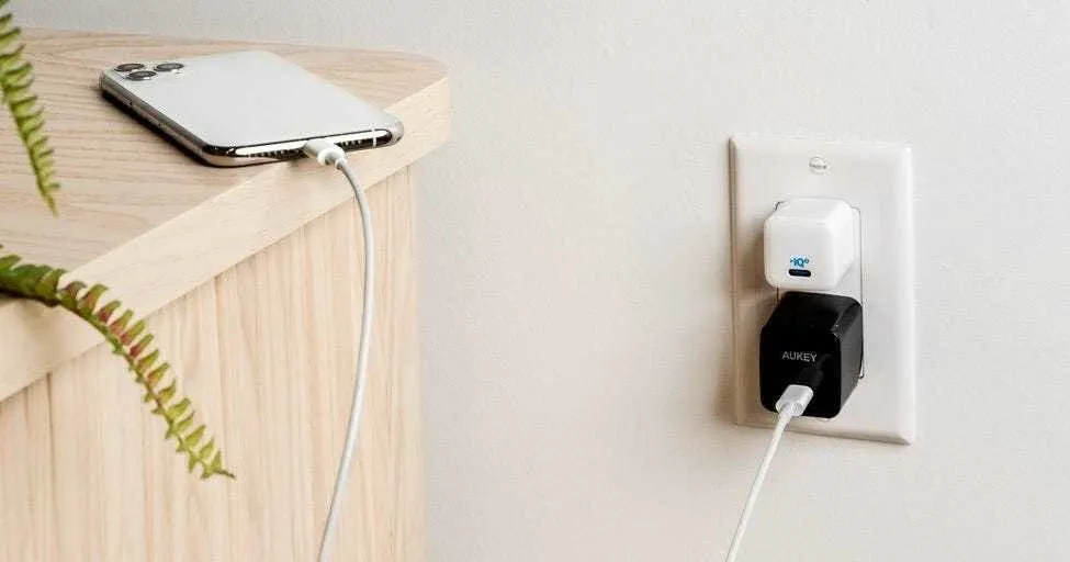 Foto: Küche und Esszimmer im Modernen Stil, Tipps, wer stiehlt Strom – Foto auf unserer Website