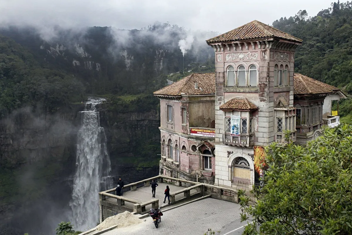 Photo: Closet in Modern Style, Architecture, Guide – photo on our website