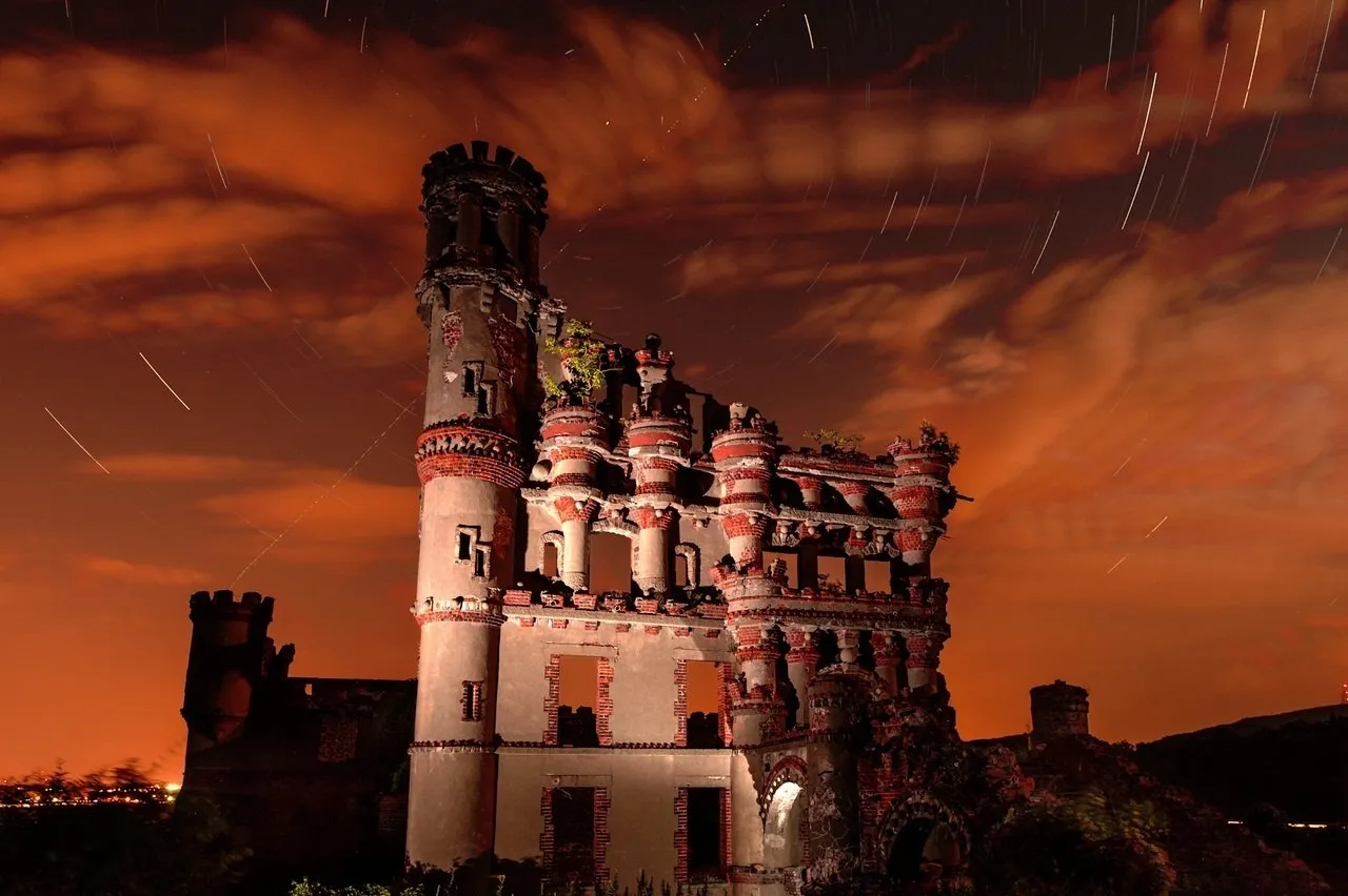 Photo: Living Room in Modern Style, Architecture, Guide – photo on our website