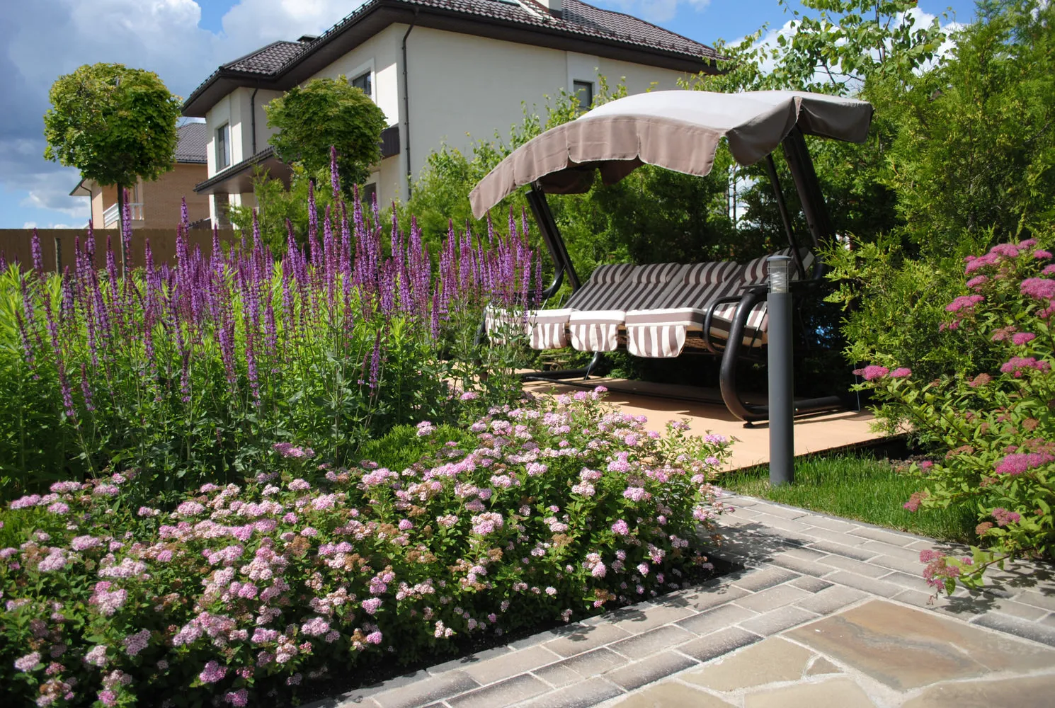 Conception : Irina Lukyanova