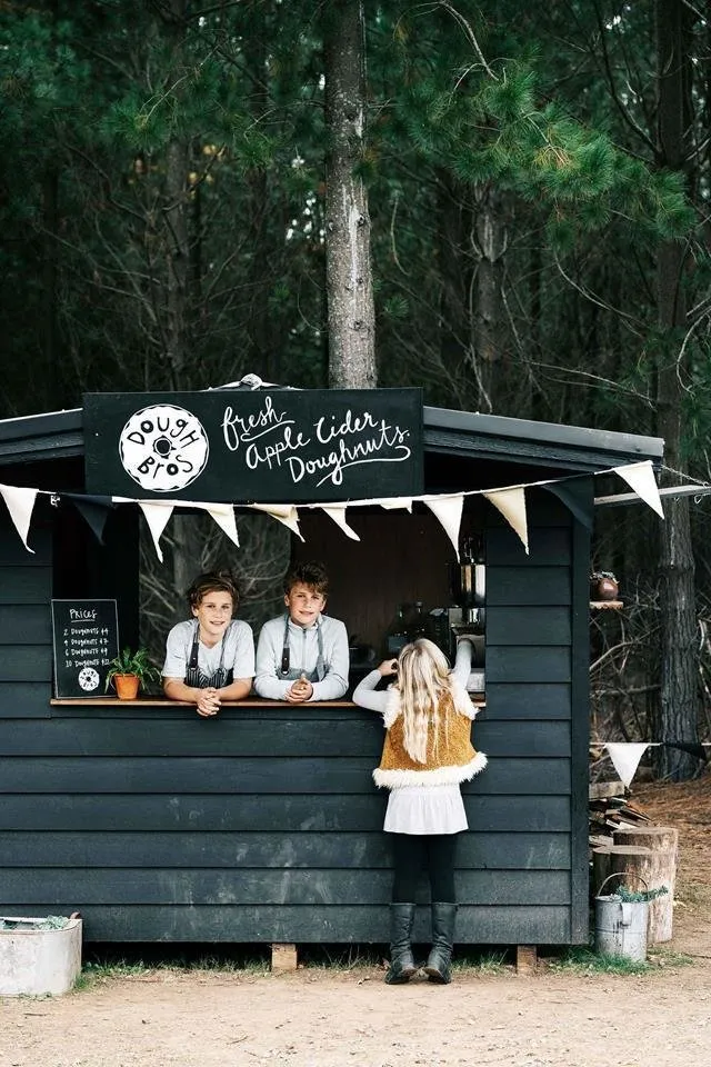 照片：普罗旺斯与乡村，北欧风格，房屋，景观，白色，蓝色，生态，人文故事 – 网站上的照片