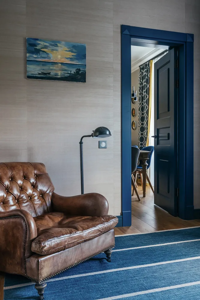 Photo: Living room in Provence and Countryside style, Interior decor, Tips, Nadezhda Zотовa, Dasha Ukhlinova, Cubiq Studio, Enjoy Home Studio, Soul Concrete, Maria CherkaSOV, Zi-Design, Colored doors – photos on our website