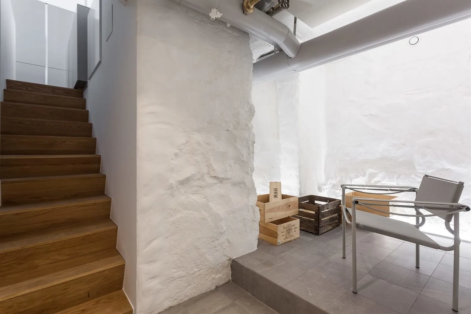 Фотография: Прихожая в стиле Лофт, Декор интерьера – фото на нашем сайте